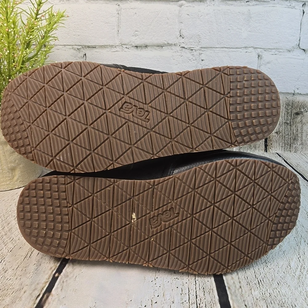 TEVA REEMBER MID TOP BOOT WOMENS BLACK QUILTED NYLON WINTER RAIN SIZE 6